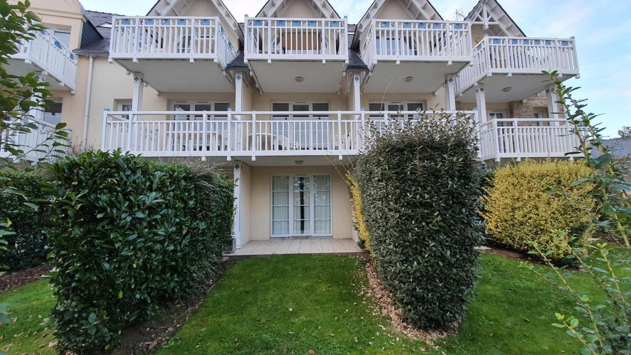 Vacances Ô Cap Coz - Jardin vue mer et piscine - Résidence Cap Azur Fouesnant Exterior foto